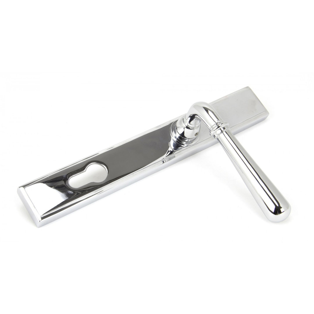 Newbury Lock Door Handle Kit - Image 3
