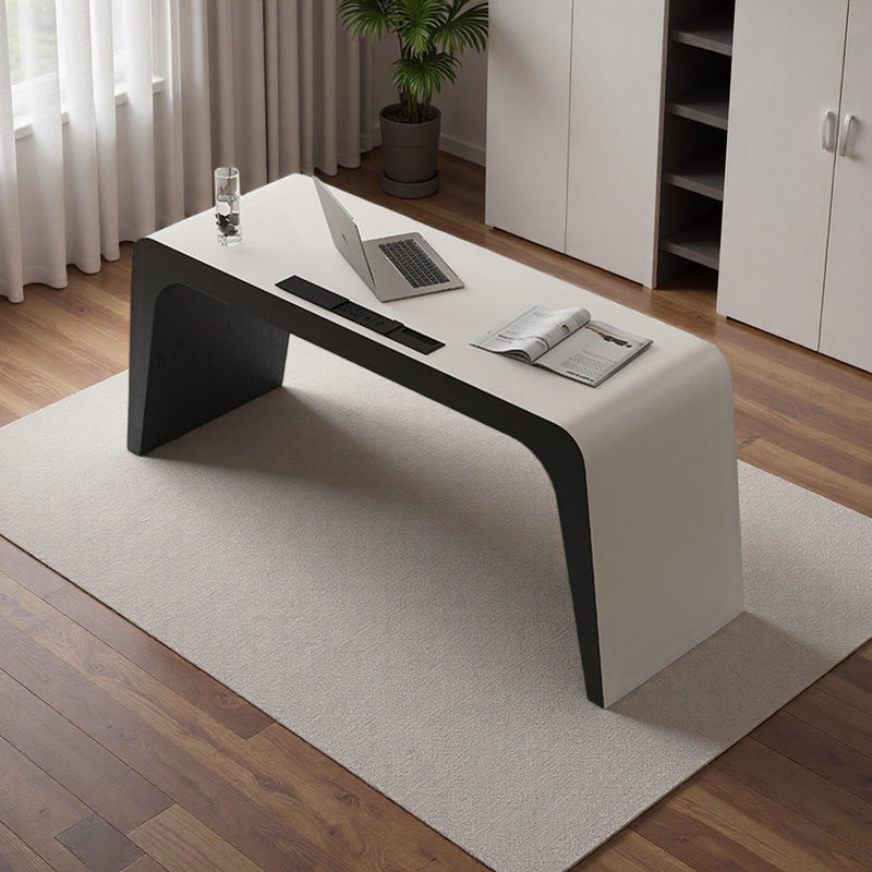 Bureau d'ordinateur stylisé, H 29,52 po x l 55,11 po x P 23,62 po
