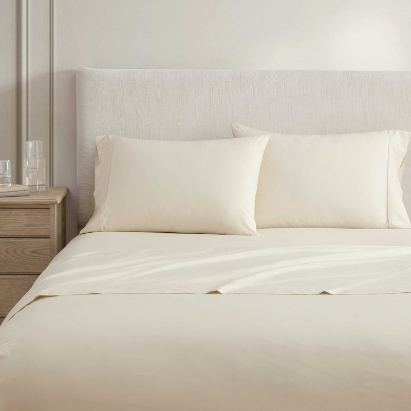 Ensemble de draps en coton percale beige Martha Stewart Skylands, Beige, Ensemble de draps pour grand lit avec 2 taies d'or