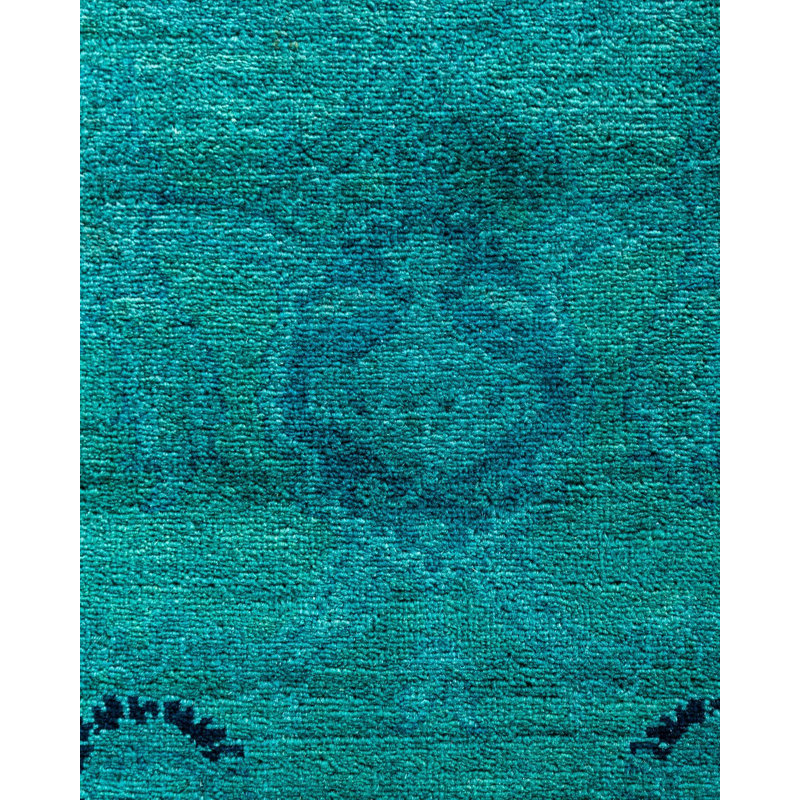 Tapis unique bleu / bleu sarcelle / vert 2 pi 7 po x 18 pi 8 po Overyed