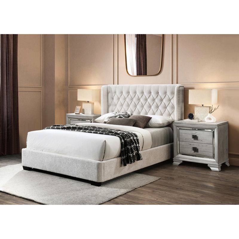 Lit contemporain gris avec bouton et tête de lit à oreilles pour chambre à coucher grand lit, assemblage simple, cadre moderne, finition douce pour la chambre à coucher
