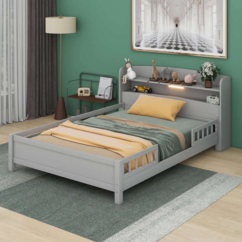 Lit plateforme en bois avec lumière DEL intégrée Caysi, gris
