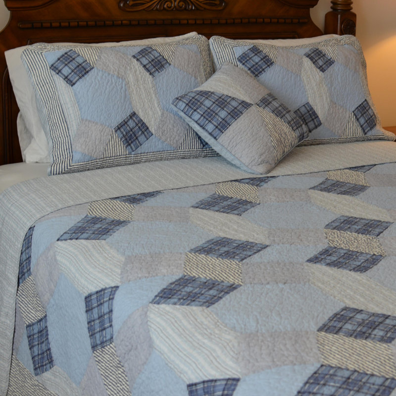 Bonnie Cotton Patchwork Quilt, Twin Quilt