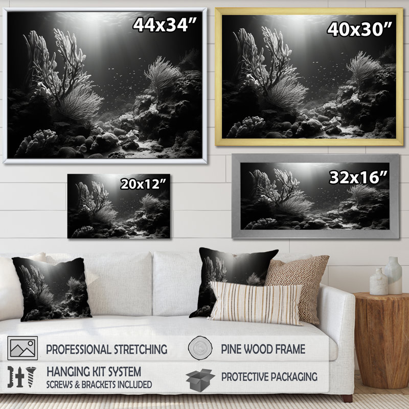 «Under Water» en noir et blanc «Mystic Solitude», reproduction sur toile, H 34 po x l 44 po x P 1,5 po