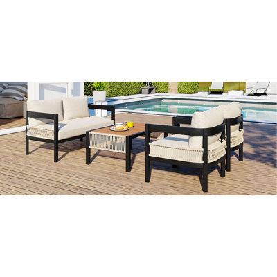 Sièges d'extérieur beiges - table de météo, meubles de salon à structure en fer et table d'eau