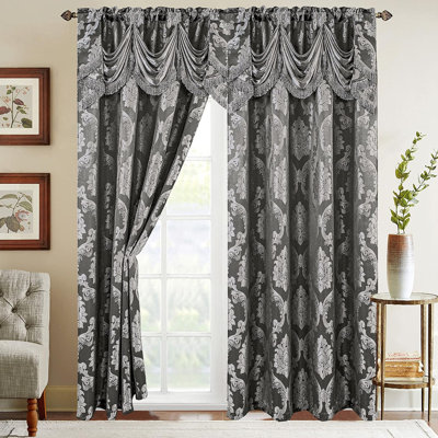 Woodsburgh Semi Sheer Curtain