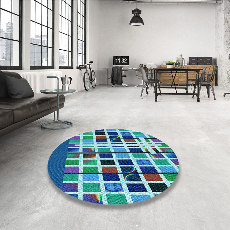 Indoor Rug, Round 7'