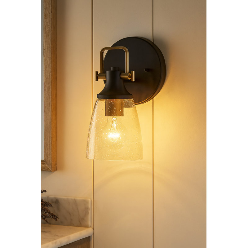 Lacquered Brass/Black
