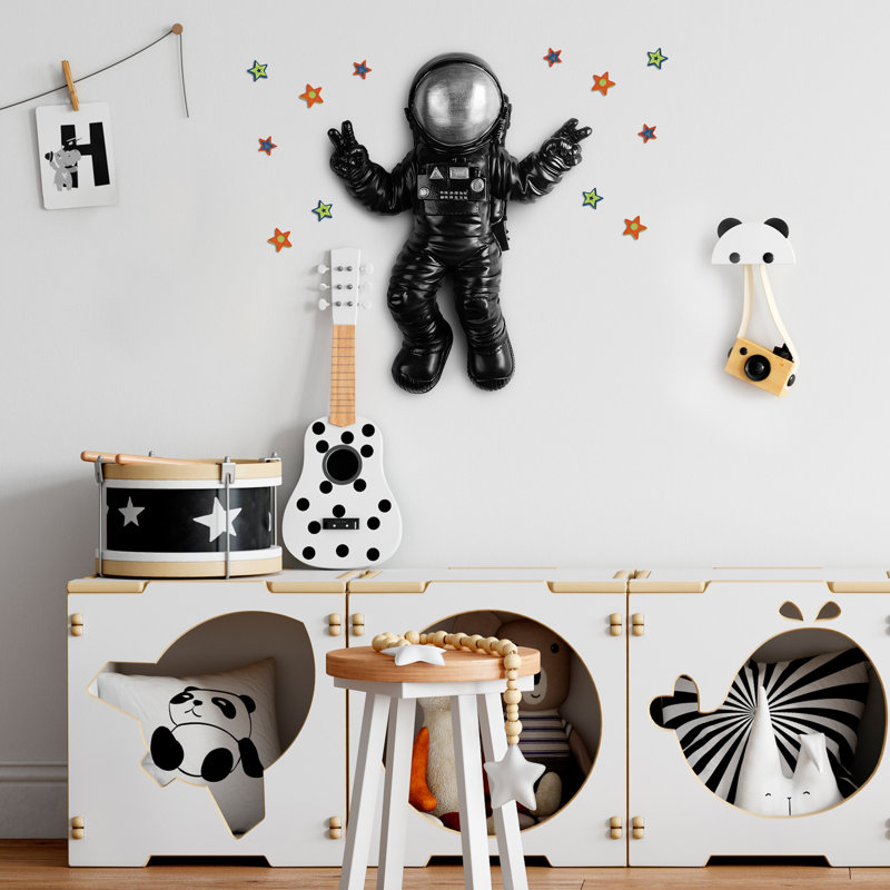 Hand-Painted Decorative Wall Accessory, 13.8 x 18.5 x 3.9 inches | 100% Polyester, Unique Color Variations | Perfect for Home Decor, Living Room & Bedroom Accent, Eye-Catching Design, Lightweight at 4.0 lbs