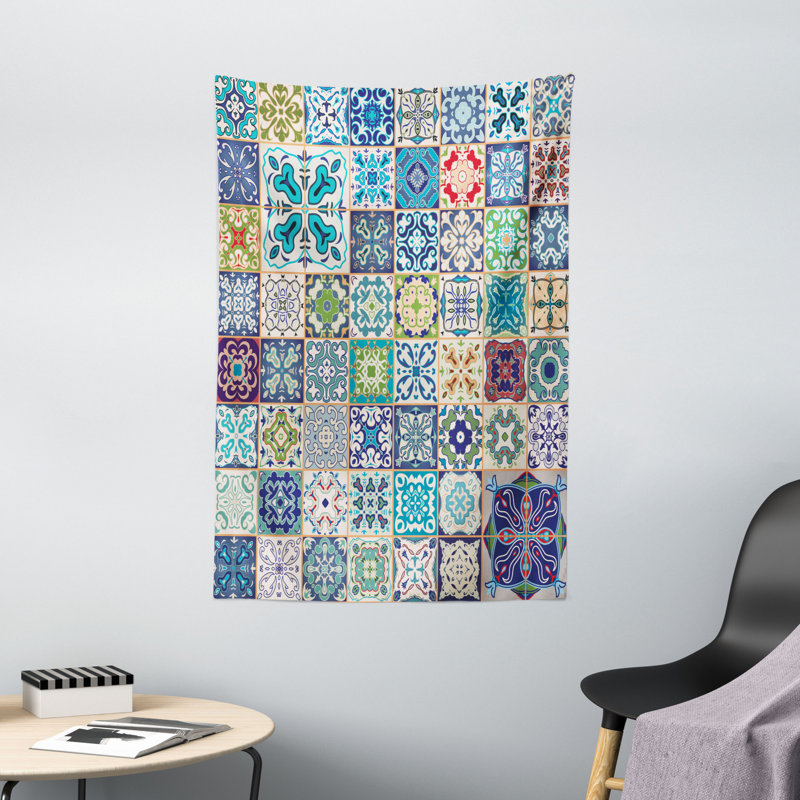 Tapisserie artisanale en polyester symbolique