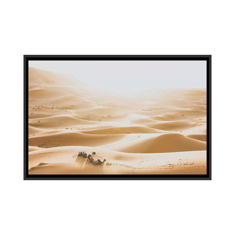 «Sahara Desert» par Luke Anthony Gram, impression sur toile tendue, H 18 po x l 26 po x P 1,5 po, Toile avec cadre noir