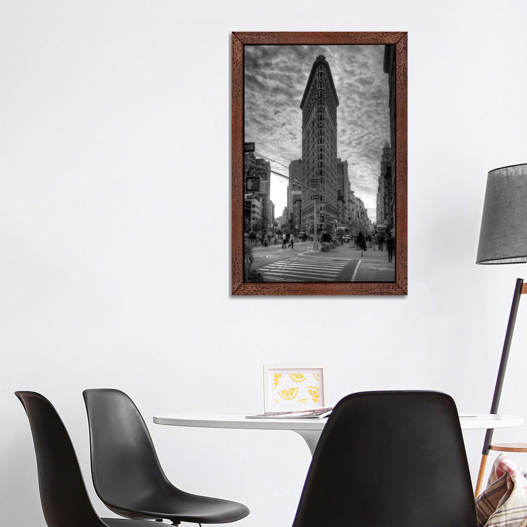 Flatiron Building (New York City) by Christopher Bliss - Print on Canvas