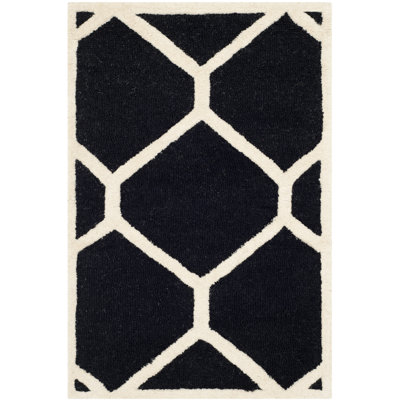 Deedgra Hand Tufted Wool Geometric Rug