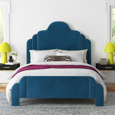 Mercedes Upholstered Velvet Scalloped Bed