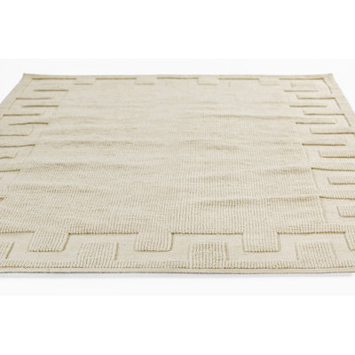 Tapis crème d'intérieur tissé à la main à motif géométrique Vishaal 6 pi x 9 pi P.E.T