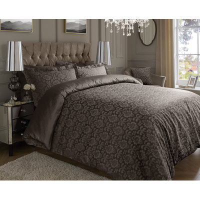 Statler Cotton Blend Damask Duvet Cover Set with Pillowcases Included