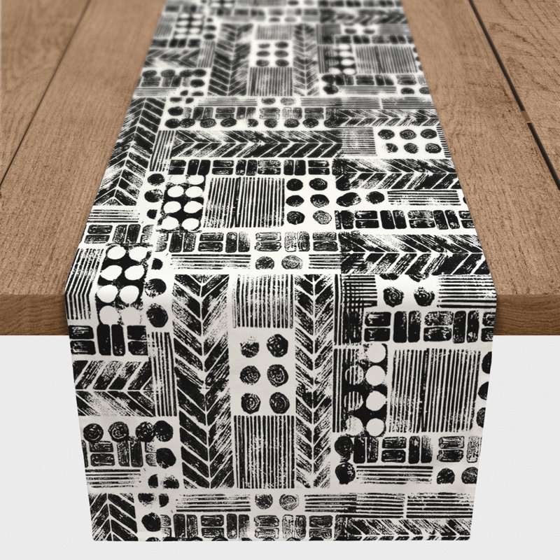 Chemin de table aztec tribal stamp Harvir, 72 po x 16 po, Noir