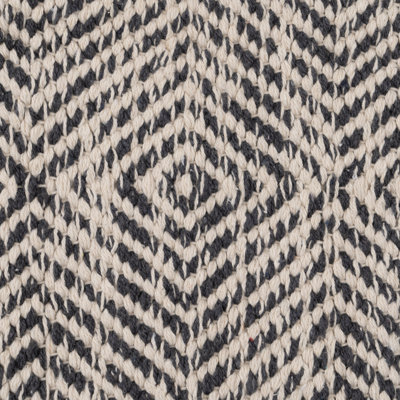 Ronneshia Solid Colour Hand Woven Area Rug