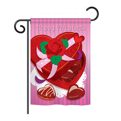 Drapeau de jardin vertical à double face 13" x 18,5" chocolates springs
