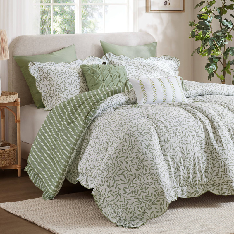 Ensemble d'édredon 5 pièces Darcy, Vert sauge, Édredon de très grand lit et 4 pièces additionn