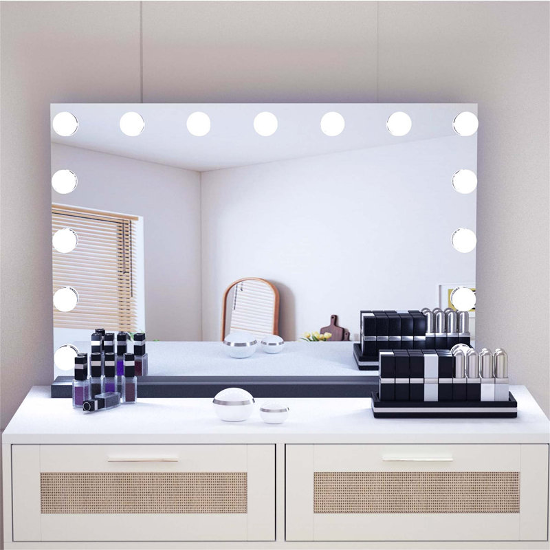 Demetrias Metal Rectangle Mirror, Black