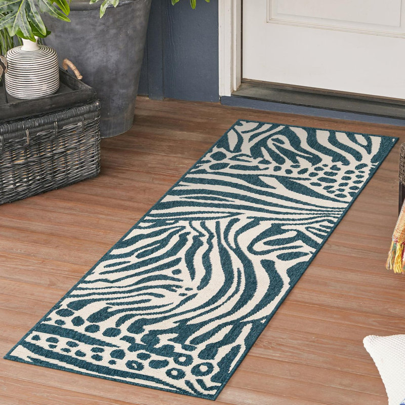 Gurjot Indoor/Outdoor Area Rug, Runner 2'7" x 12'
