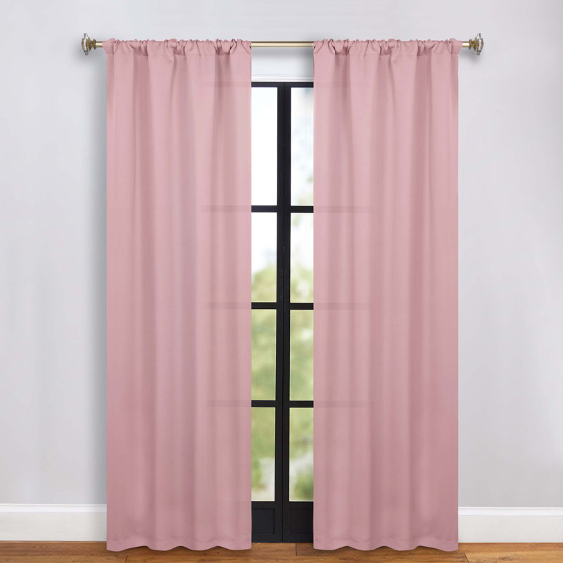 Paire de rideaux obscurcissant avec passe-tringle Moriah Millendon, L 36 po x L 84 po, Rose