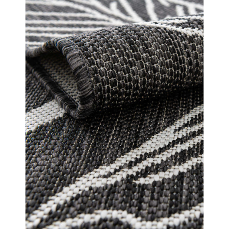 Firman Beachcrest Home Leaf Wygant Indoor/Outdoor Area Rug, Square 10'8"