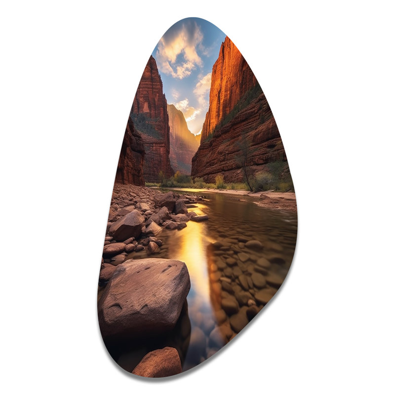 «Gwynavere - Utah Fall Shape», art mural en métal asymétrique, H 39 po x l 21 po x P 1 po