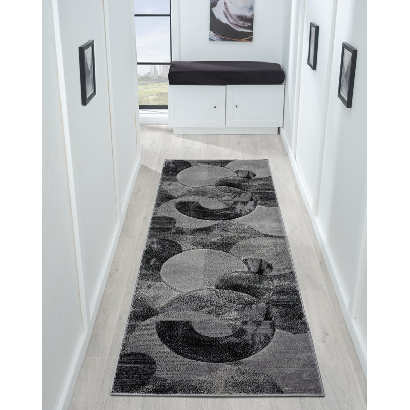 Capresa Geometric Indoor Rug, Runner 2'8" x 7'10"