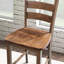 Table de salle à manger 5 pièces avec noyer carré et 4 chaises à dossier à lattes, but transitionnel, style hévéa massif, avec espace