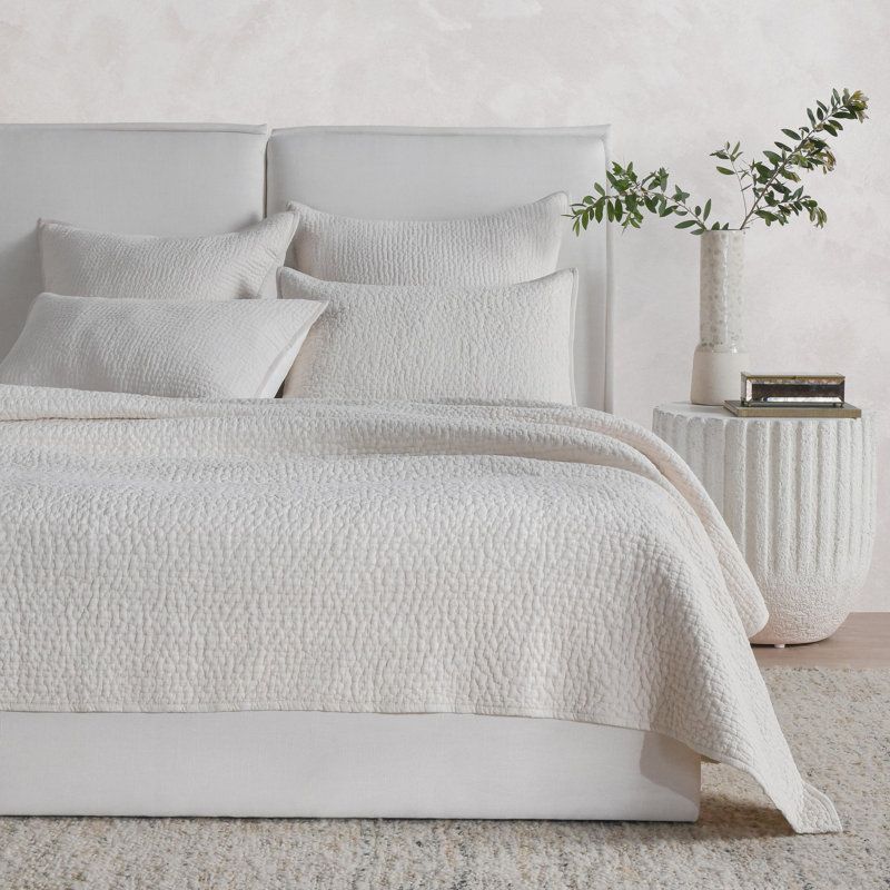 Danica 3-Piece Cotton Quilt Set, King Quilt + 2 Shams