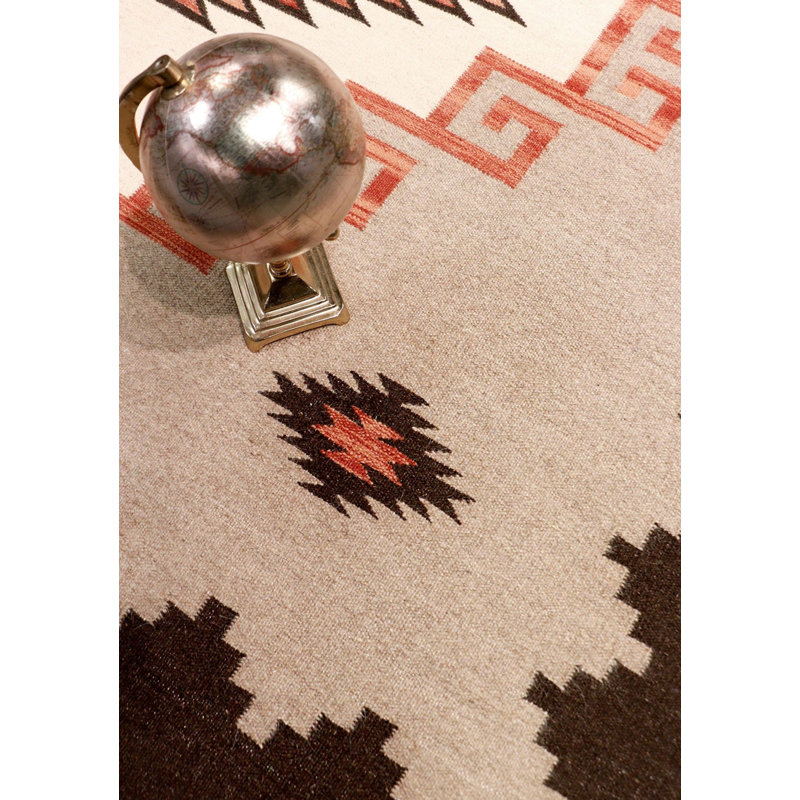 Geometric Area Rug in Ivory