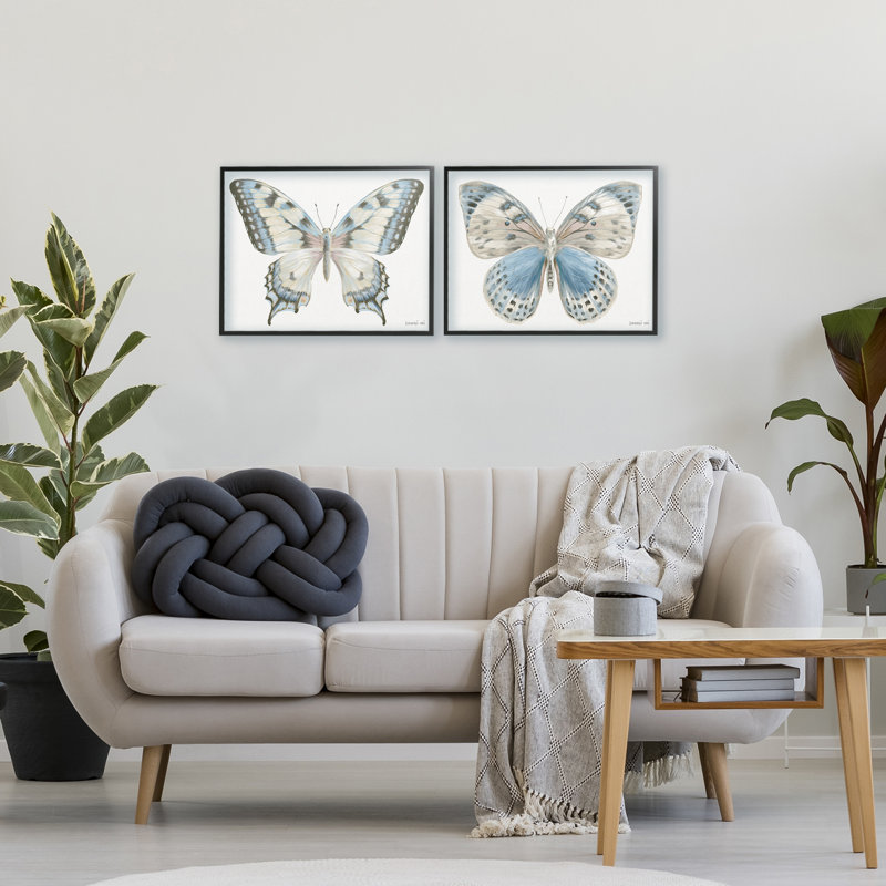 Ensemble de 2 giclées encadrées bleues avec papillons décoratifs, design par Danhui Nai, Giclée encadrée noir minuit