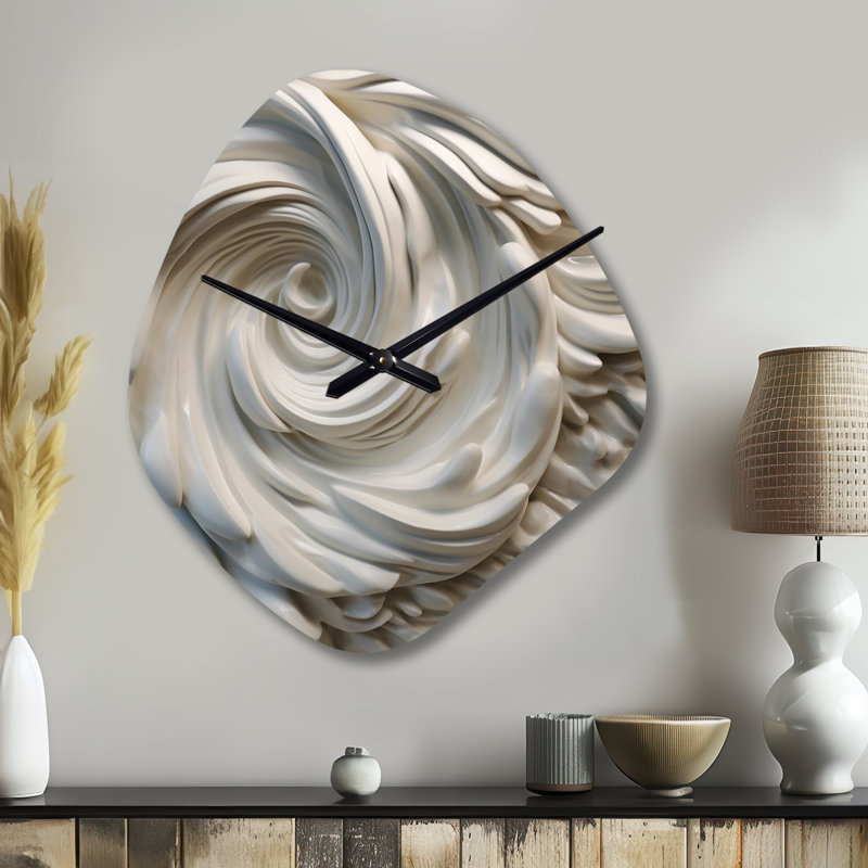 Crème spirale nébuleuse I - horloges asymétriques abstraites en métal, horloge murale crème de forme irrégulière, Petit