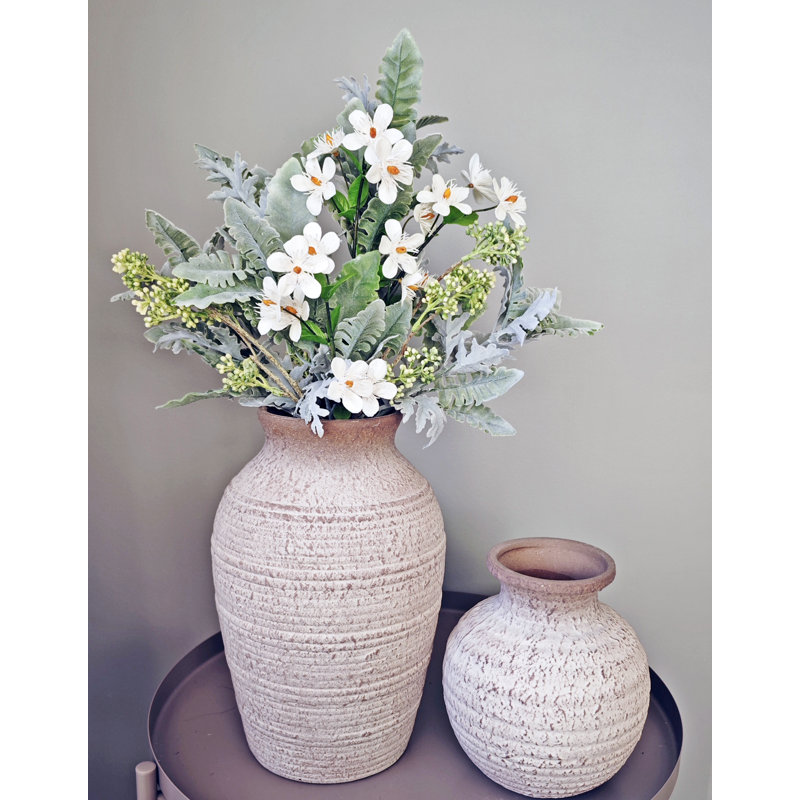 Simrath Handmade Ceramic Table Vase
