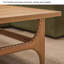 Table de salon simple en bois massif carré