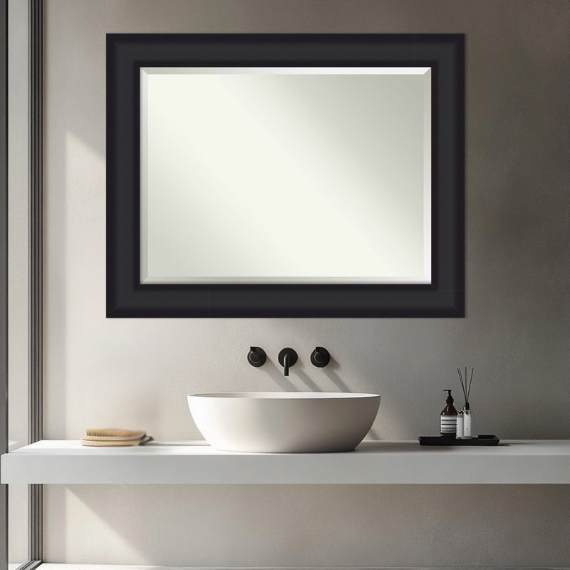 Miroir mural de salle de bain Oliver, 29,25 po x 23,25 po, Black