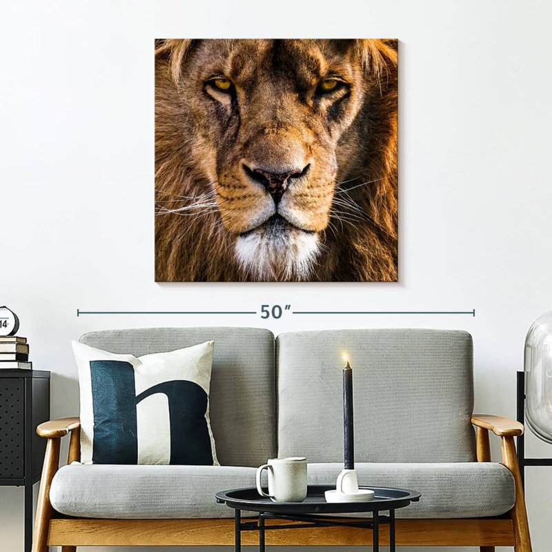 Brampt Regal Lion Head, 30" H x 30" W