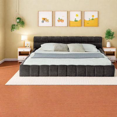 Lits très grands californiens modernes, revêtement en tissu de chenille, confort à la maison
