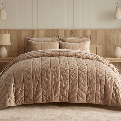Ultra Soft Velvet Quilt Set