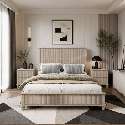Kernie 3-Piece Bedroom Set With Queen Size Platform Bed And 2 Fluted Nightstands