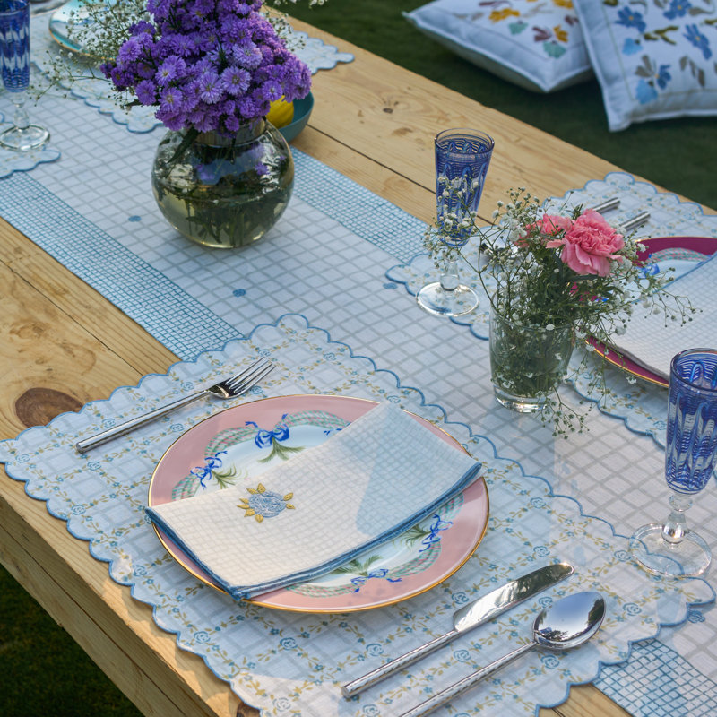English Rose Table Runner 14x90 Inch, Blue