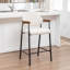 Tabouret de comptoir rembourré avec accoudoirs Devane-123161736