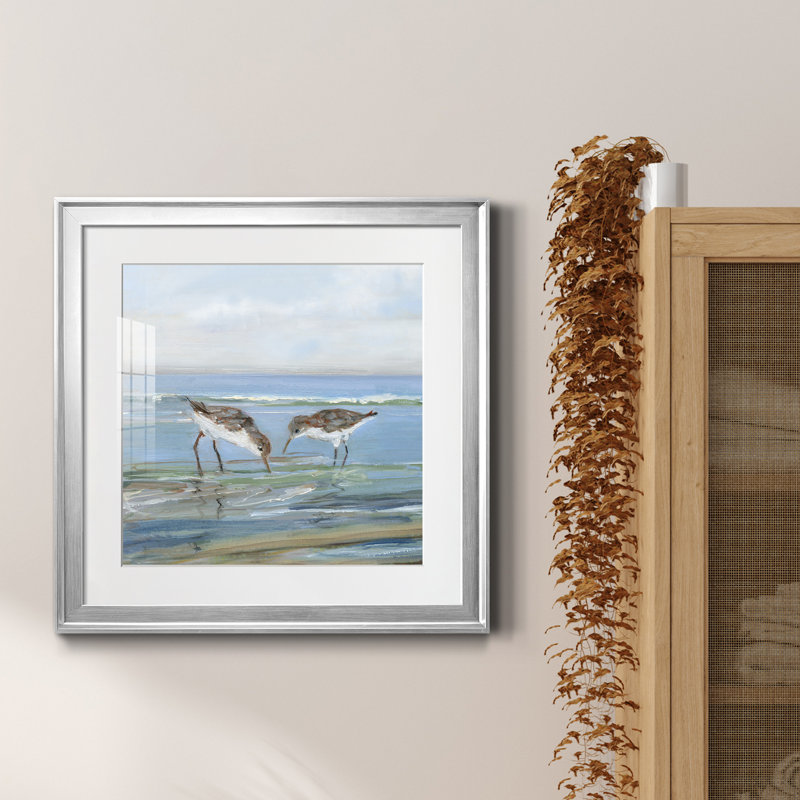 Seabird Beach II - peinture encadrée, H 22,5 po x l 22,5 po x P 1,5 po, Toile avec cadre argenté