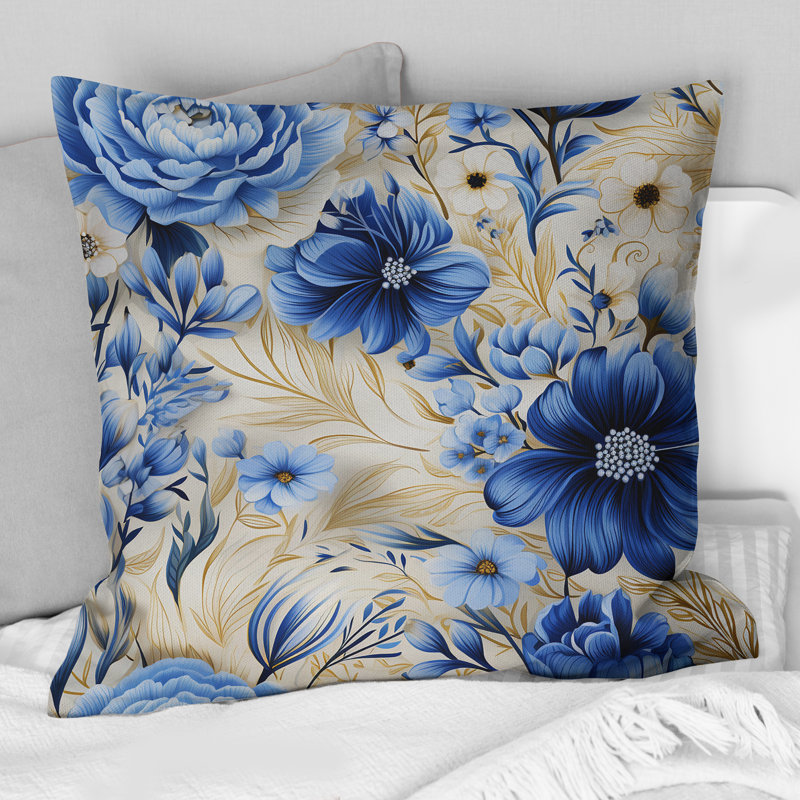 Coussin Enchanted - pivoines bleues et blanches III, H 18 po x l 18 po