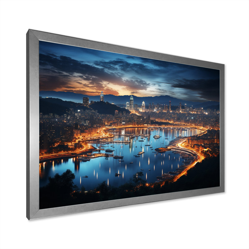 «Barcelona Beautiful Cityscape I», reproduction, H 34 po x l 44 po x P 1,5 po, Cadre photo argenté