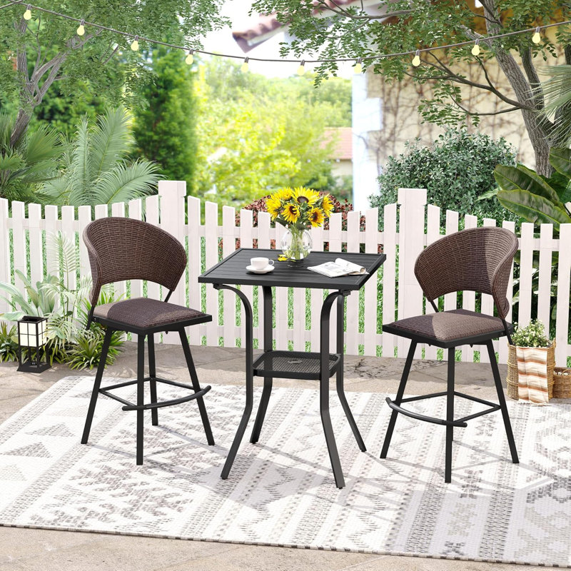 Table d'extérieur 28 po x 28 po Damyon