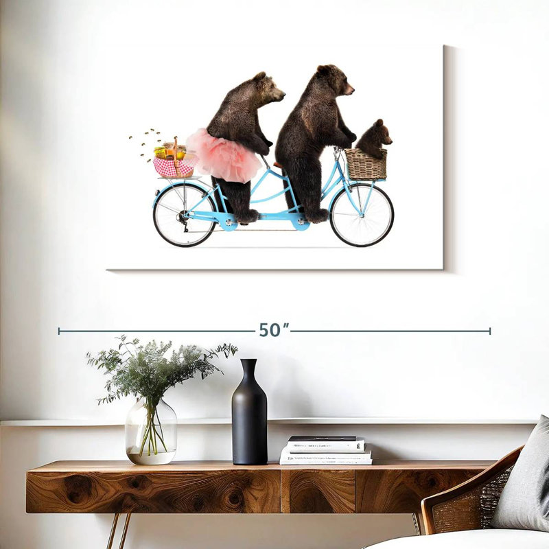 Trois ours à vélo, H 26 po x l 39 po