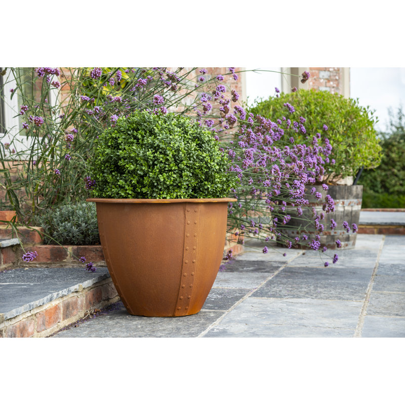 Norman Planter, Large